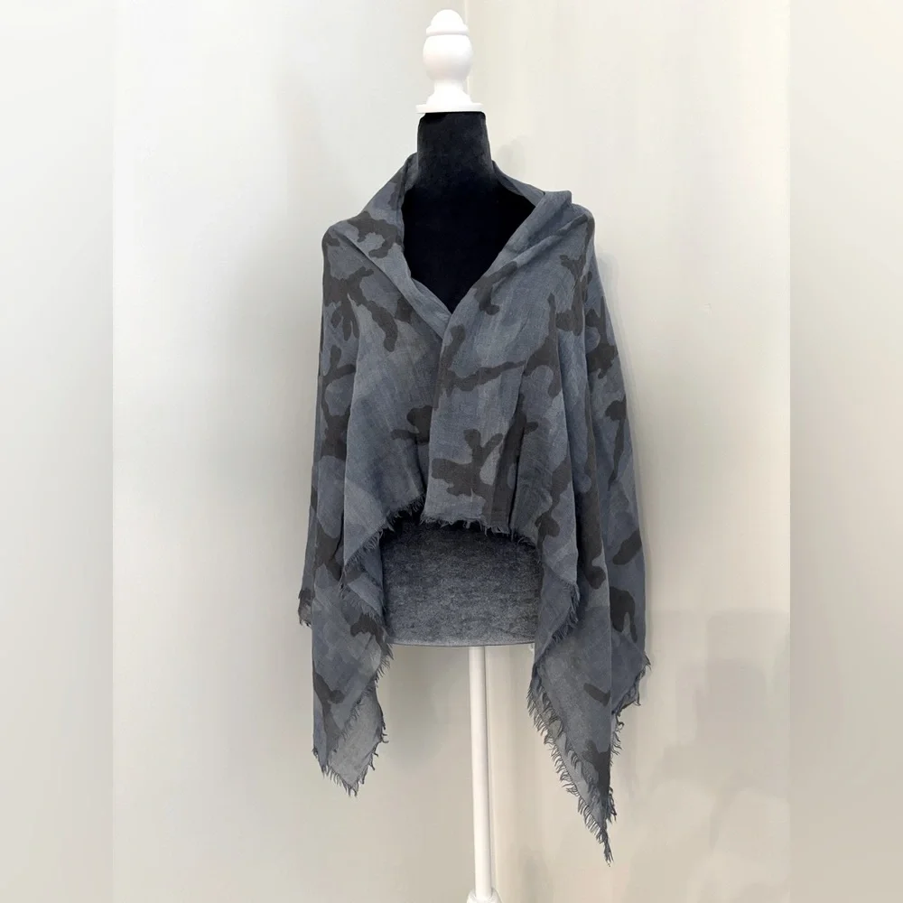 Blue Camouflage Lightweight Wrap